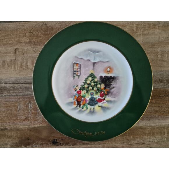 Vintage Limited Edition 1978 Norman Rockwell Christmas Plate with /Box - Picture 1 of 3